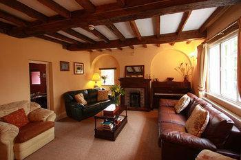 Bed & Breakfast The Manor 4*