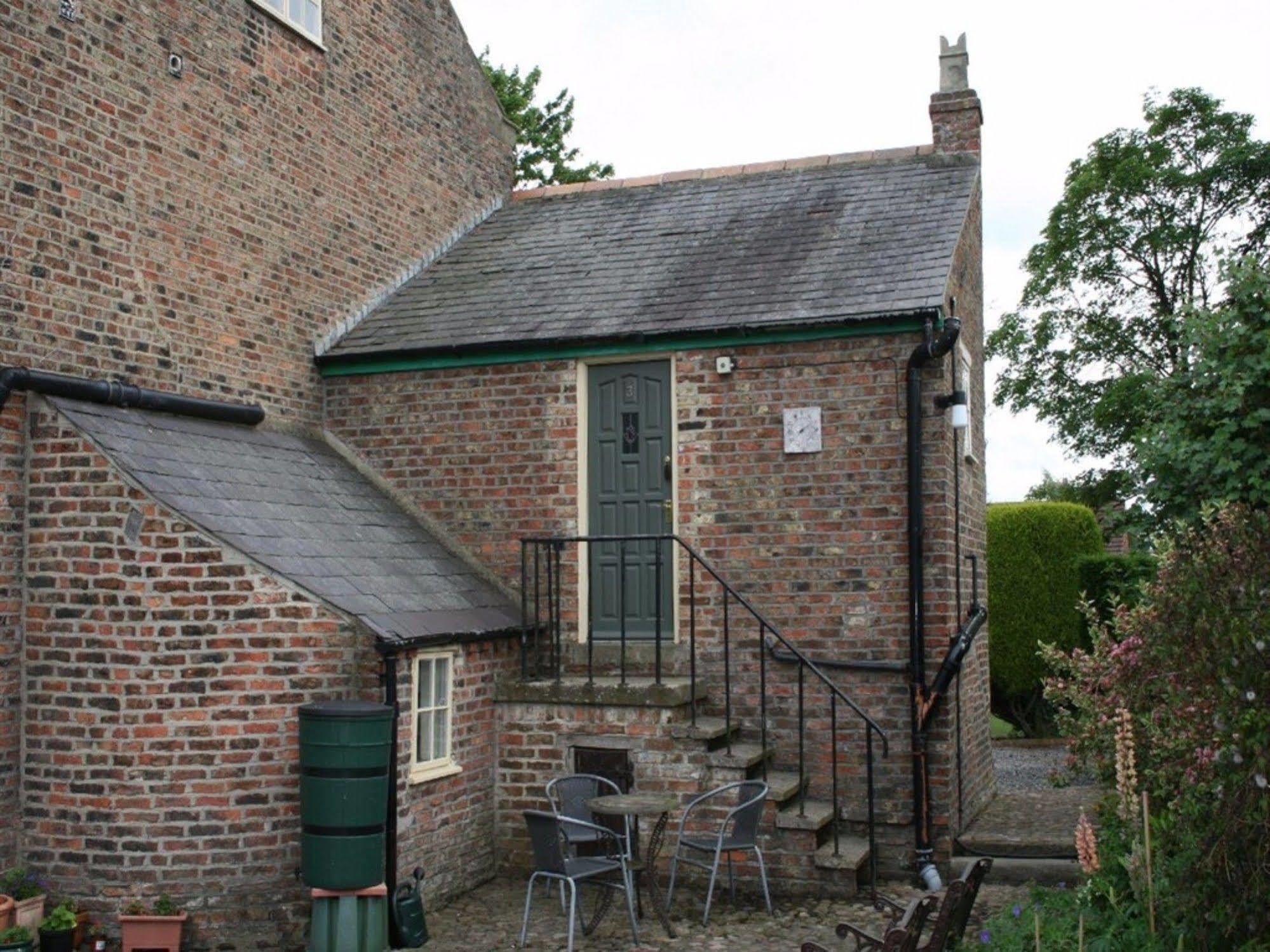 The Manor Bed & Breakfast 4*
